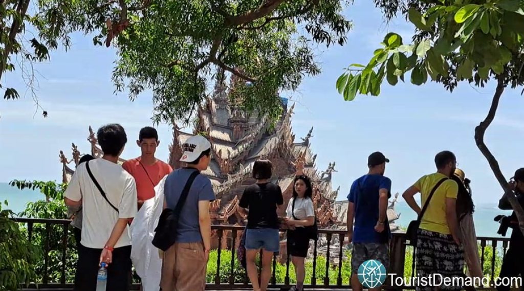 sanctuary of truth pattaya thailand