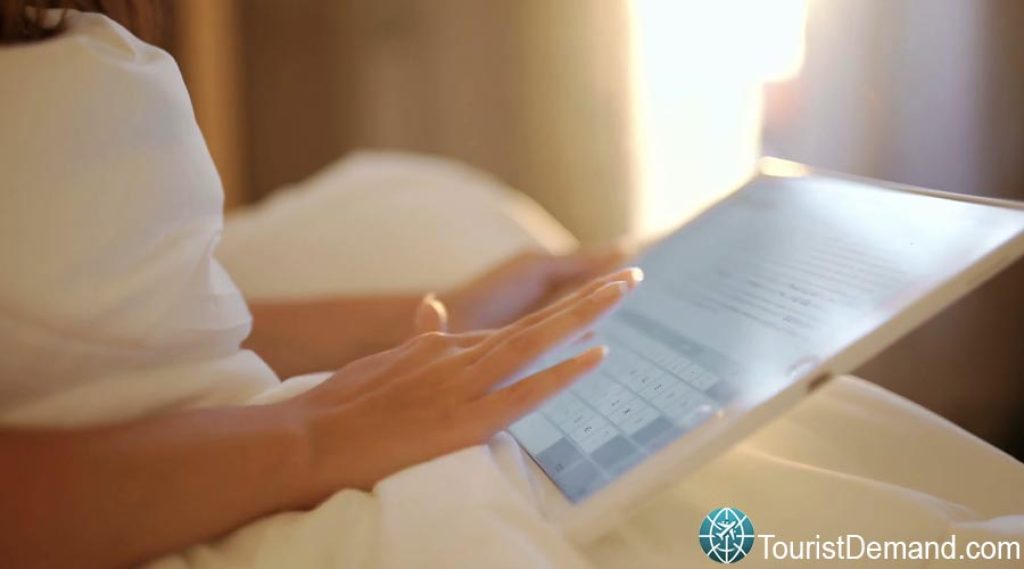 tricks to get cheap hotel rooms